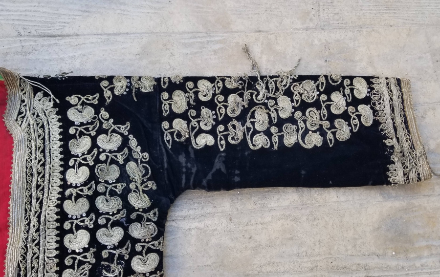 OSMANLI DÖNEMİ SIRMA İŞÇİLİKLİ ARMUTLU GELİN CEPKENİ