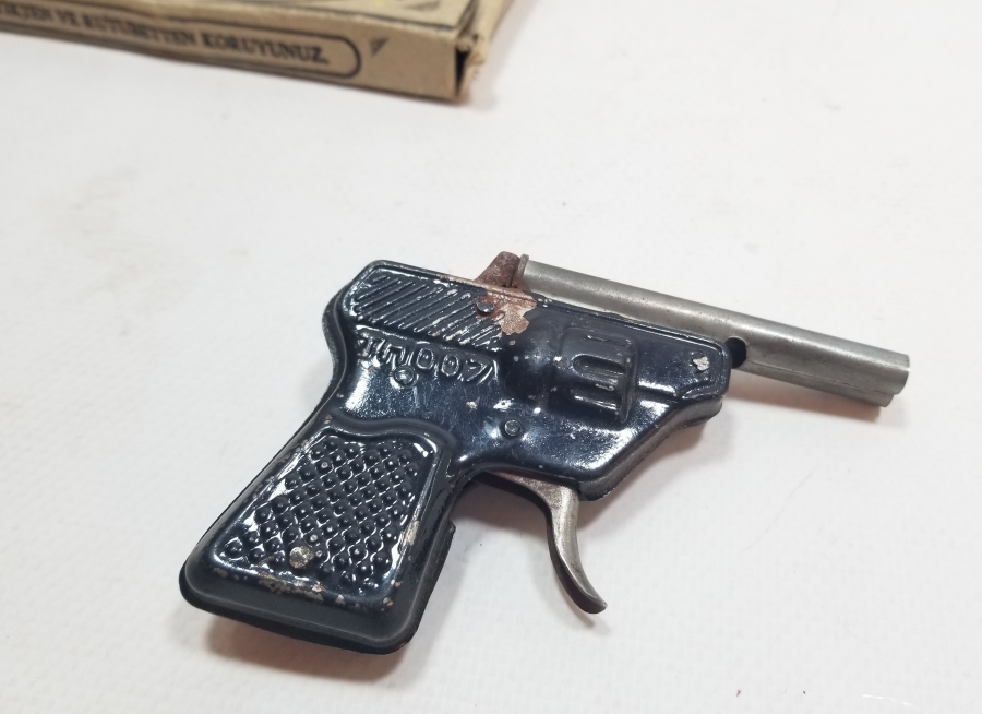 ANTİKA METAL MANTAR TABANCASI