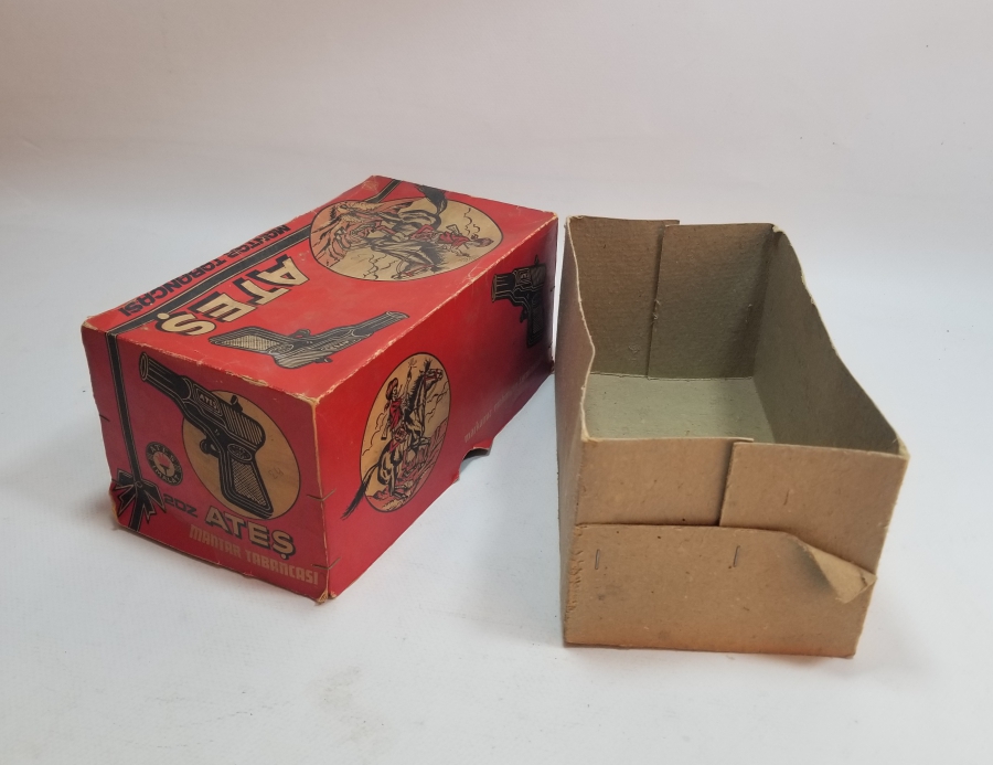 ANTİKA MANTAR TABANCASI KUTUSU