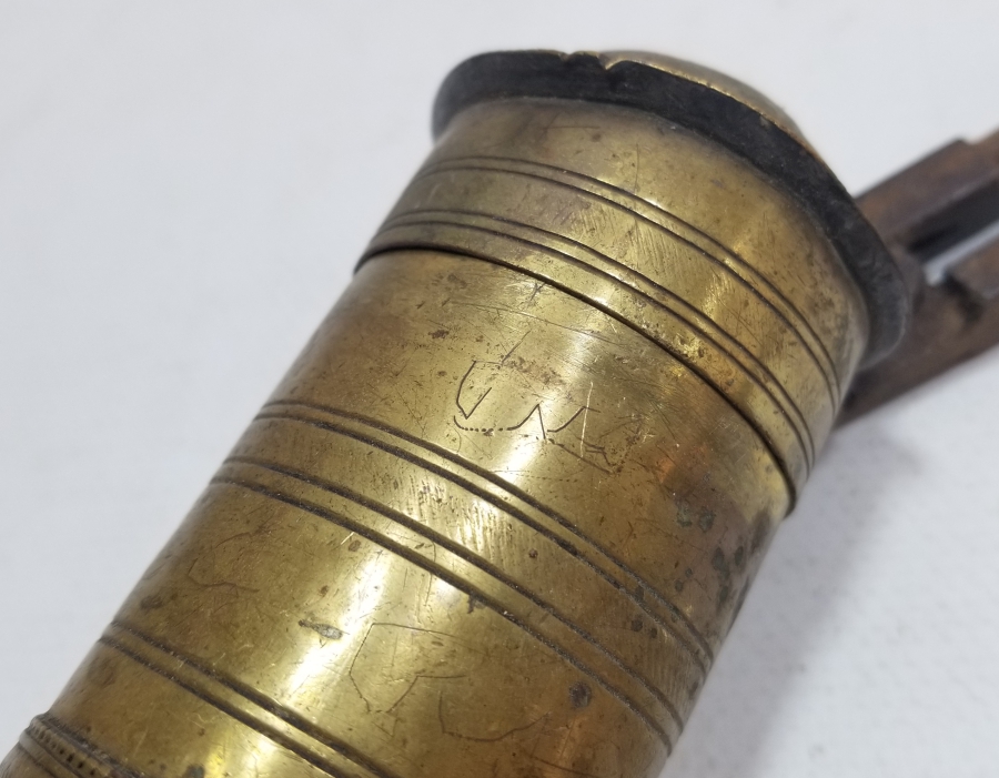 ÜZERİ OSMANLICA YAZILI OSMANLI DÖNEMİ KAHVE DEĞİRMENİ