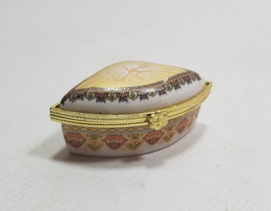 ÜZERİ YAZILI ANTİKA PORSELEN MÜCEVHER KUTUSU