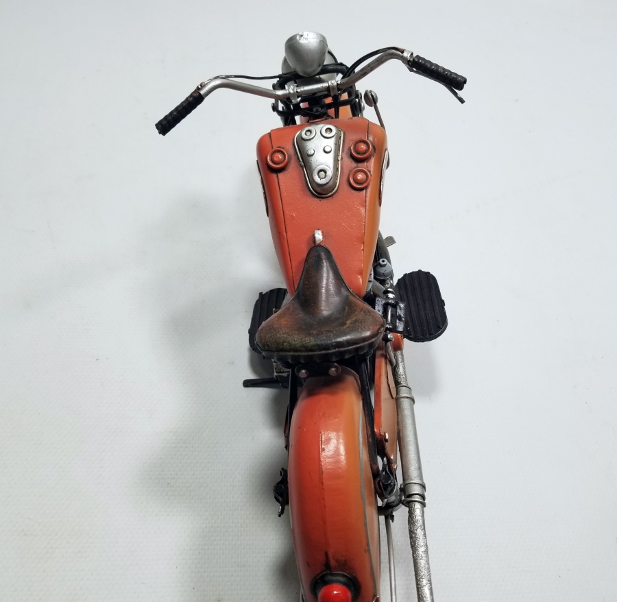 ANTİKA GÖRÜNÜMLÜ DEKORATİF METAL MOTOSİKLET