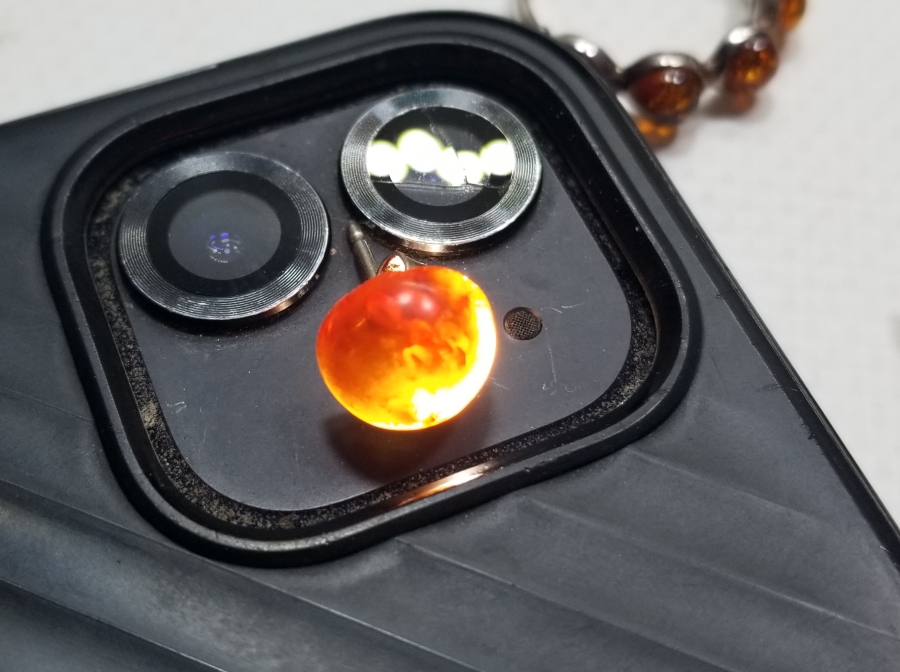 İÇİ BİTKİ FOSİLLİ ÖZEL YAPIM DAMLA KEHRİBAR KÜPE