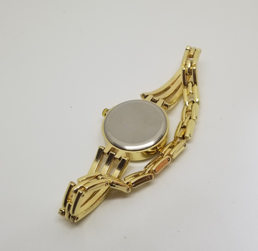 ALTIN KAPLAMA NOSTALJİK KOL SAATİ