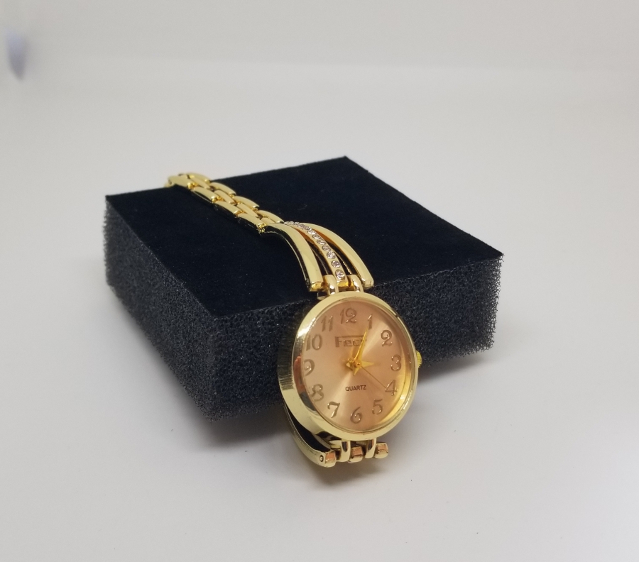 ALTIN KAPLAMA NOSTALJİK KOL SAATİ