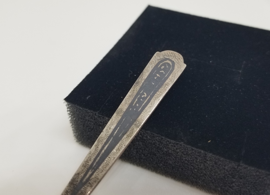 ORAK ÇEKİÇ DAMGALI ANTİKA MİNELİ RUS GÜMÜŞ PEYNİR ÇATALI