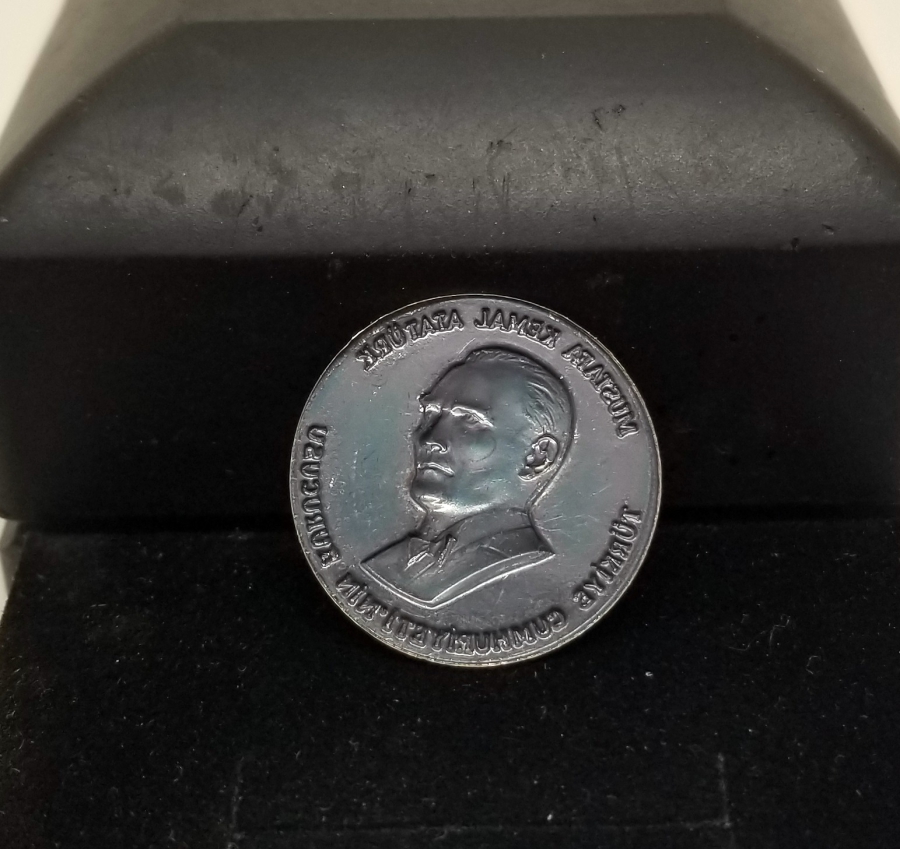 ANTİKA GÜMÜŞ ATATÜRK ROZETİ