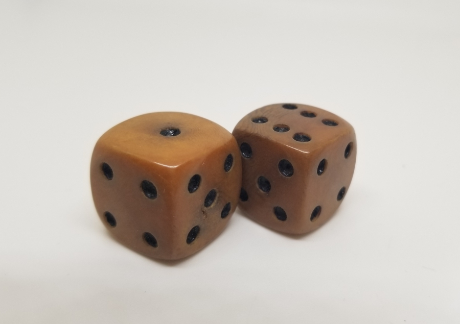 2 ADET ANTİKA KATALİN ZAR