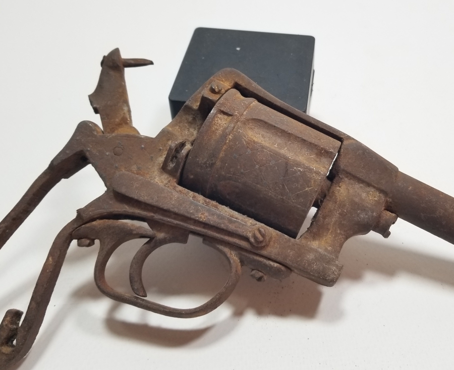 1. DÜNYA SAVAŞI DÖNEMİ OSMANLI SUBAY TABANCASI İSKELETİ