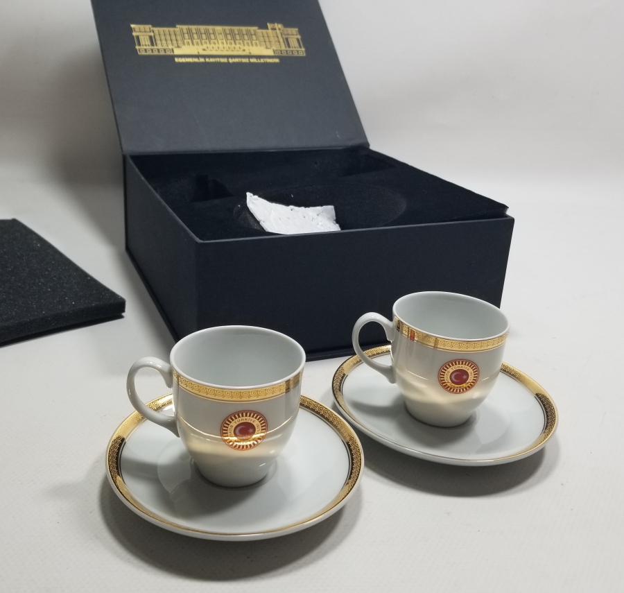 TBMM HATIRASI ALTIN VARAKLI ÇİFT FİNCAN TAKIMI