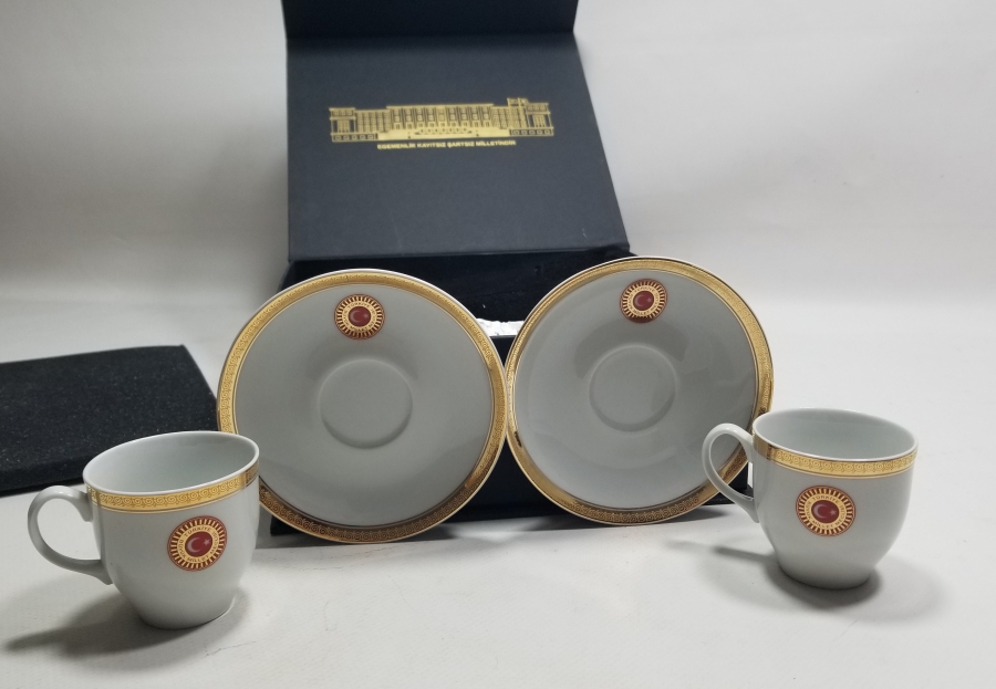 TBMM HATIRASI ALTIN VARAKLI ÇİFT FİNCAN TAKIMI