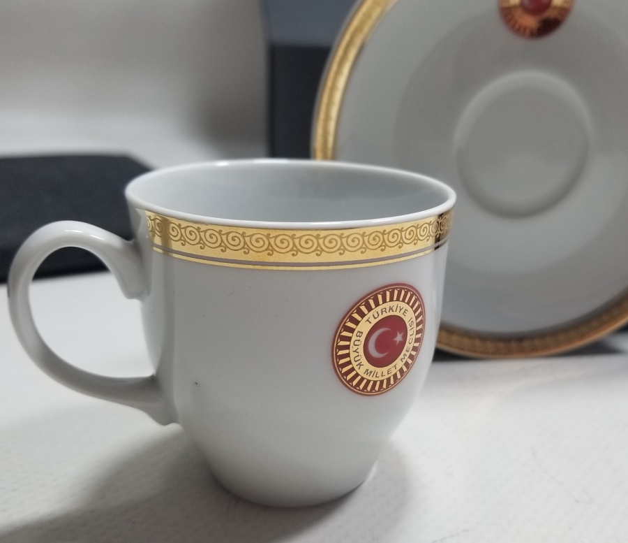 TBMM HATIRASI ALTIN VARAKLI ÇİFT FİNCAN TAKIMI