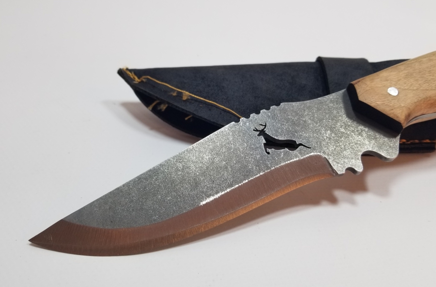 ÜZERİ GEYİK FİGÜRLÜ ÖZEL YAPIM BÜYÜK BOY KAMPÇI BIÇAĞI