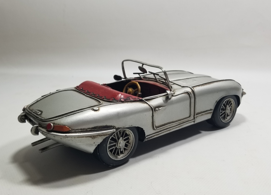 ANTİKA GÖRÜNÜMLÜ DEKORATİF METAL ARABA