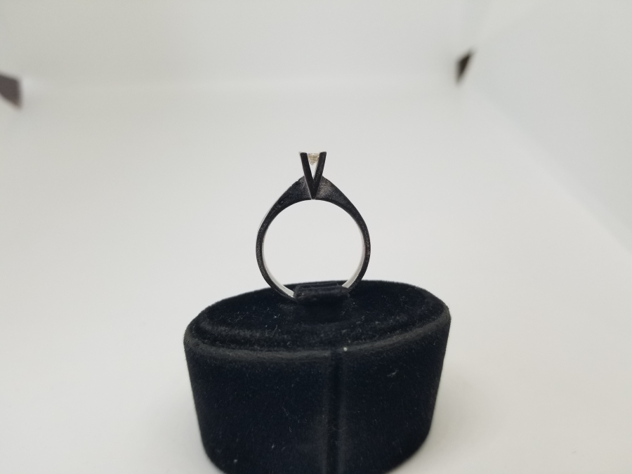 PIRLANTA TAŞLI TEKTAŞ YÜZÜK