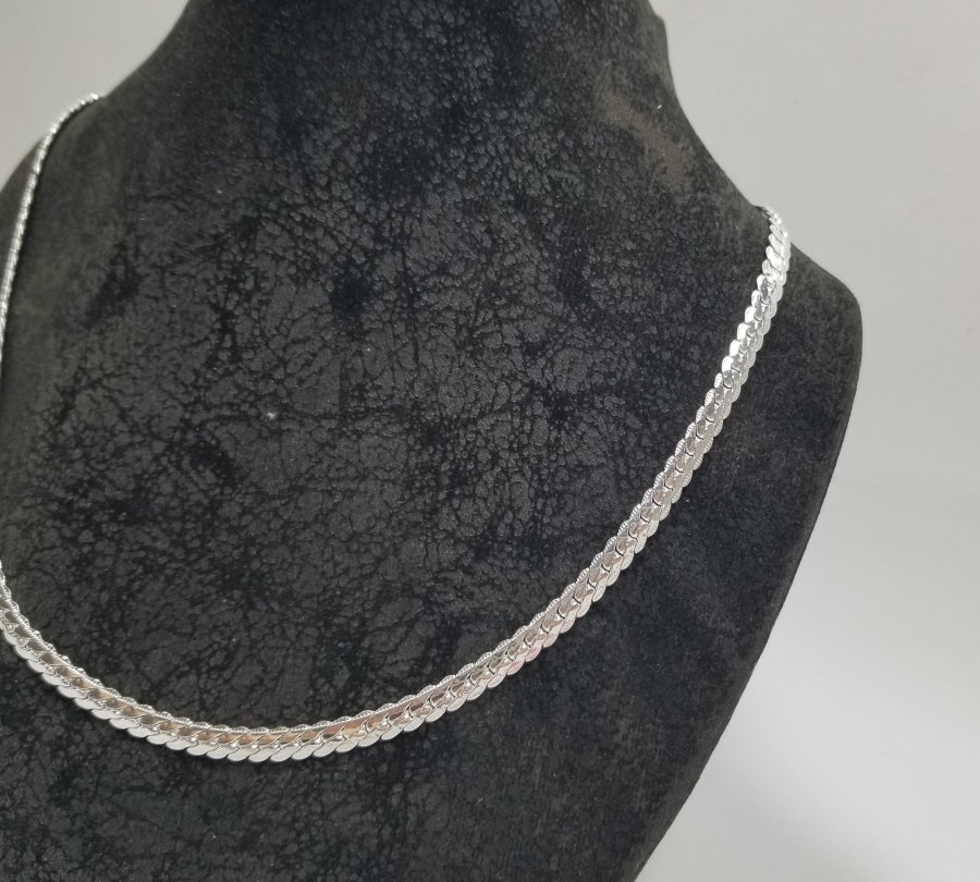 KABARTMA İŞÇİLİKLİ GÜMÜŞ ZİNCİR