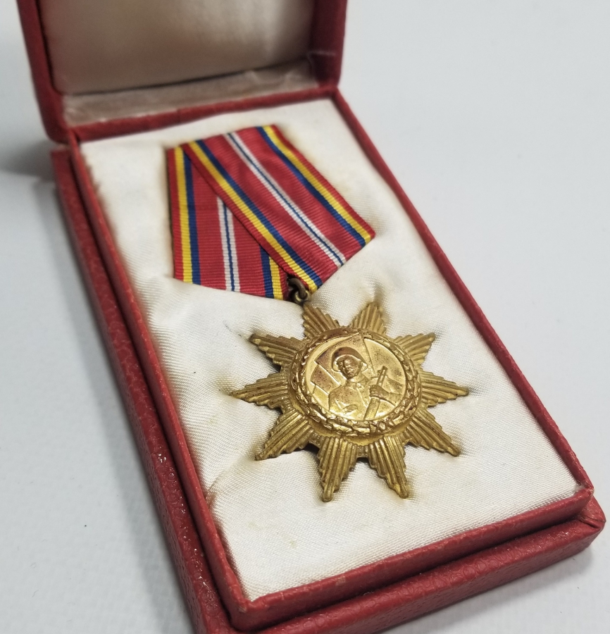 ORİJİNAL KUTUSUNDA 2. DÜNYA SAVAŞI HATIRASI SOVYET MADALYA