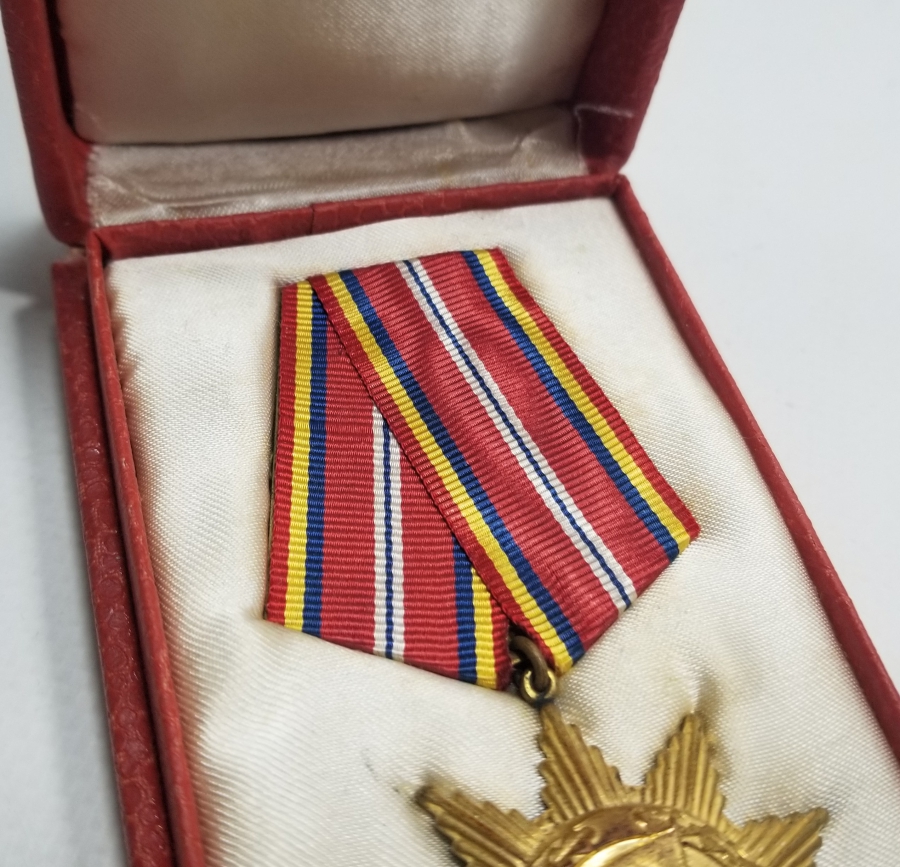 ORİJİNAL KUTUSUNDA 2. DÜNYA SAVAŞI HATIRASI SOVYET MADALYA