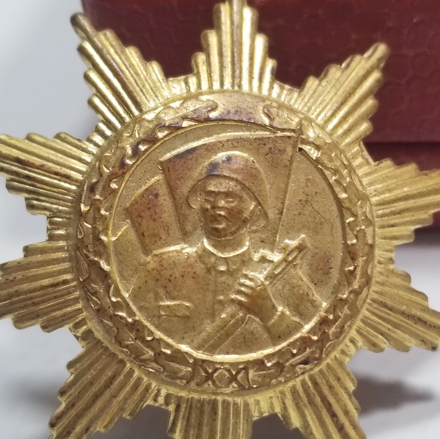 ORİJİNAL KUTUSUNDA 2. DÜNYA SAVAŞI HATIRASI SOVYET MADALYA