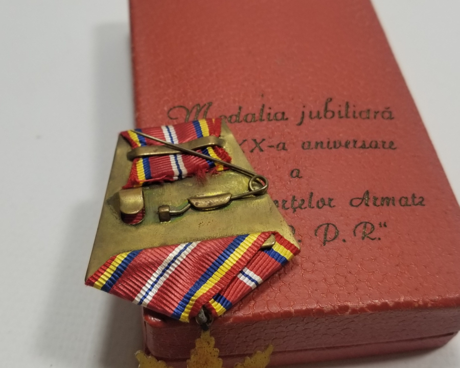 ORİJİNAL KUTUSUNDA 2. DÜNYA SAVAŞI HATIRASI SOVYET MADALYA