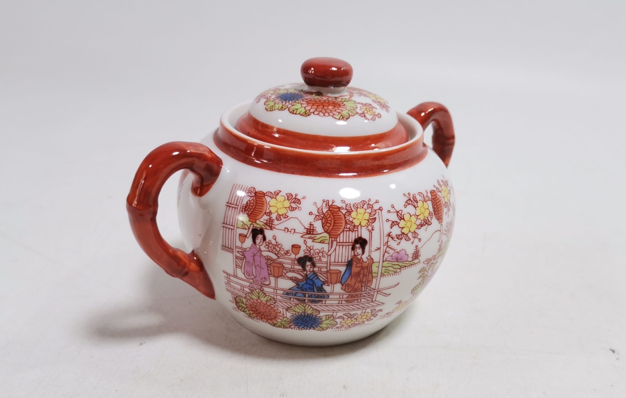 UZAK DOĞU YAPIMI PORSELEN ŞEKERLİK