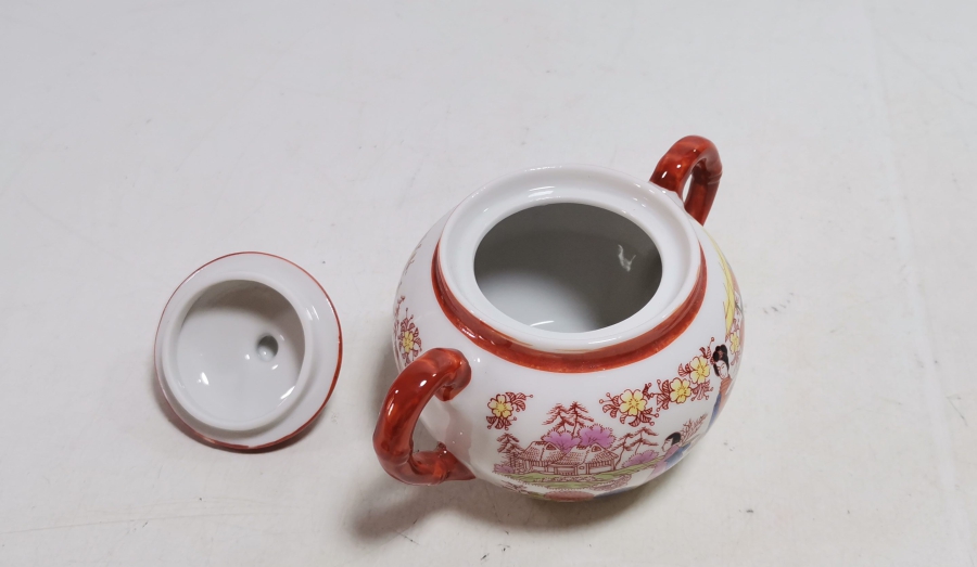 UZAK DOĞU YAPIMI PORSELEN ŞEKERLİK