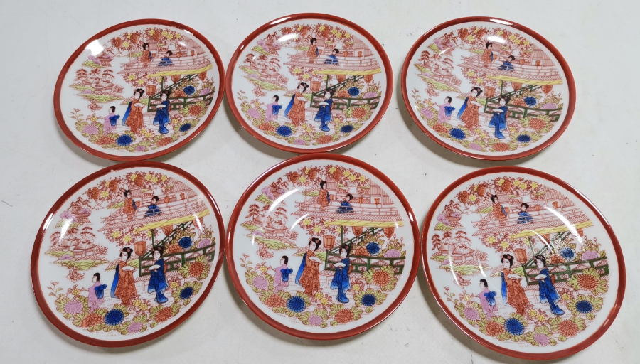 UZAK DOĞU YAPIMI PORSELEN BARDAK ALTLIĞI TAKIMI