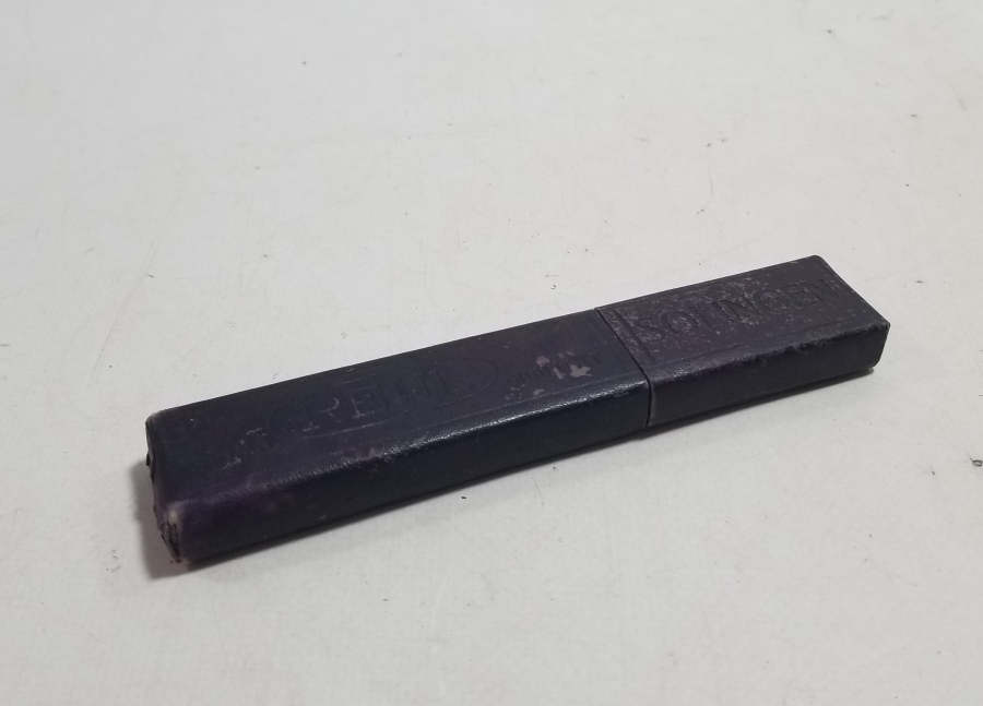 ORİJİNAL KUTUSUNDA GALALİT SAPLI NADİR USTURA