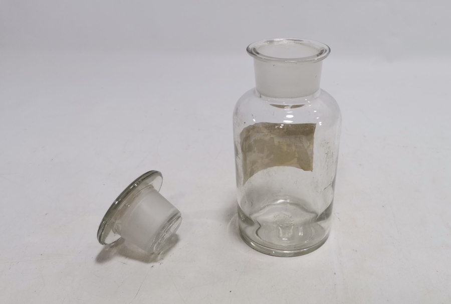 OSMANLI DÖNEMİ ORİJİNAL ETİKETİYLE NADİR BÜYÜK BOY ECZACI ŞİŞESİ