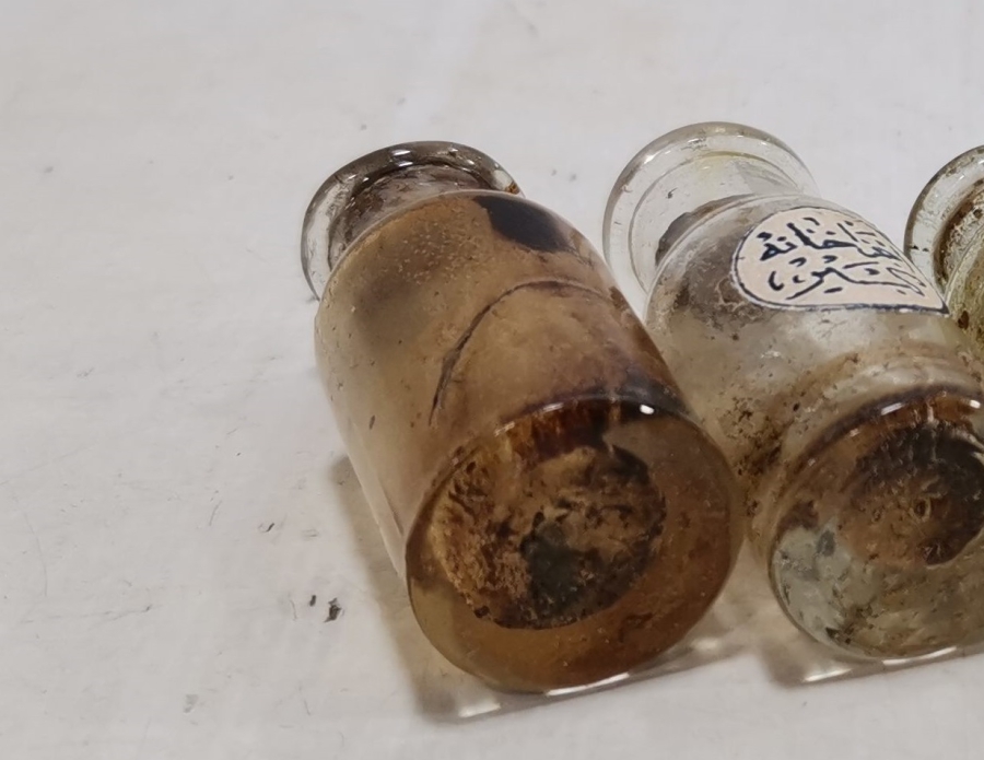 OSMANLI DÖNEMİ İKİ ADET ECZACI ŞİŞESİ LOTU