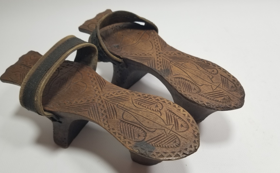 ÜZERİ İBRİK GÖRSELLİ OSMANLI DÖNEMİ EL OYMA GELİN HAMAM TAKUNYASI - NALINI