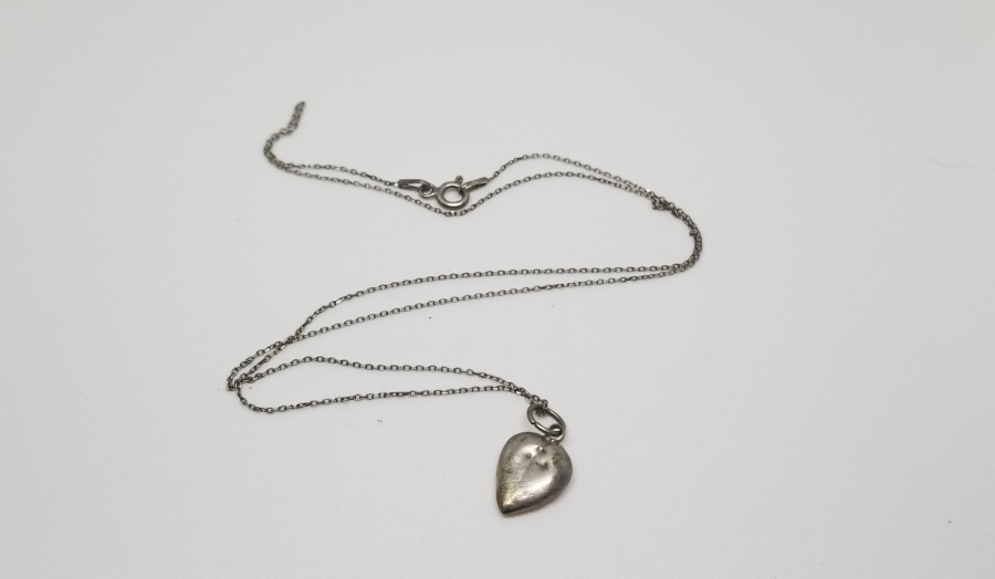 KALP FORMLU GÜMÜŞ KOLYE