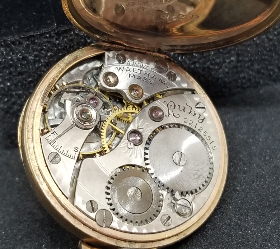WALTHAM MARKA NADİR TİPTE ALTIN KAPLAMA KOLYE SAAT