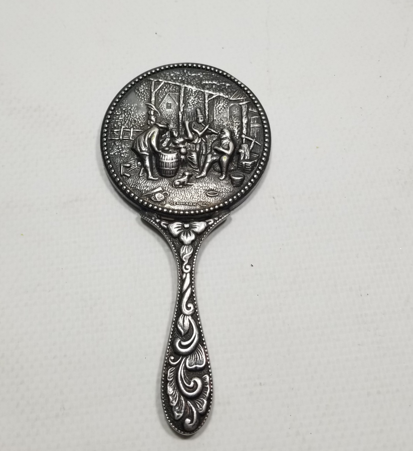 KABARTMA İŞÇİLİKLİ DANİMARKA YAPIMI ANTİKA GÜMÜŞ EL AYNASI