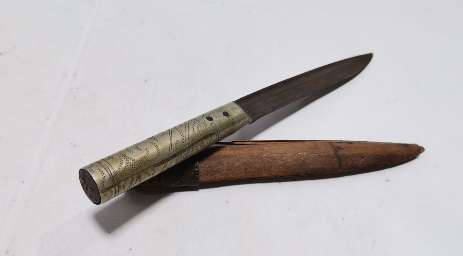 OSMANLI DÖNEMİ ORİJİNAL KININDA NADİR TİPTE BURSA BIÇAĞI