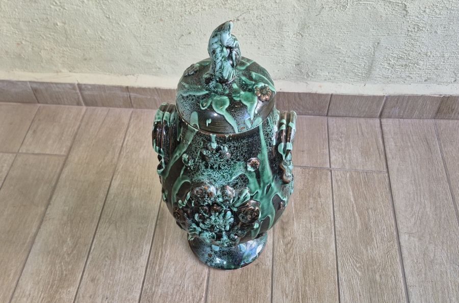 ÜZERİ MİNE İŞÇİLİKLİ ÖZEL YAPIM BÜYÜK BOY ANTİKA ÇANAKKALE KAPAKLI BOZALIK