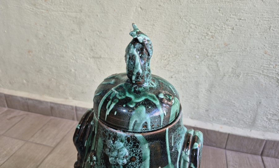 ÜZERİ MİNE İŞÇİLİKLİ ÖZEL YAPIM BÜYÜK BOY ANTİKA ÇANAKKALE KAPAKLI BOZALIK