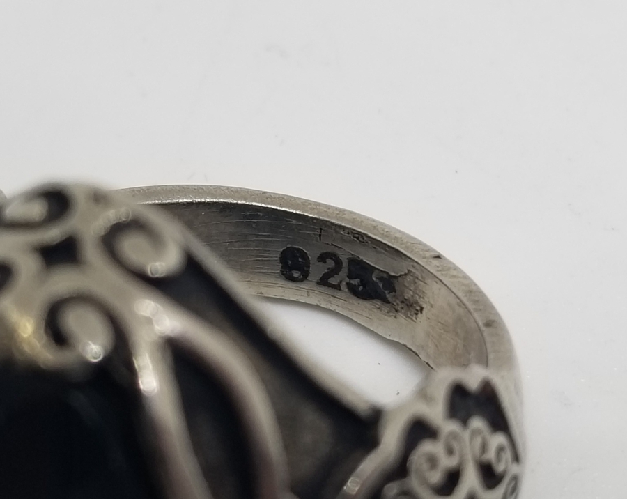 KABARTMA İŞÇİLİKLİ BÜYÜK BOY GÜMÜŞ YÜZÜK