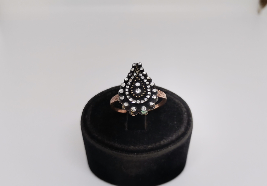 ÖZEL YAPIM ELMAS TAŞLI MEKİK YÜZÜK