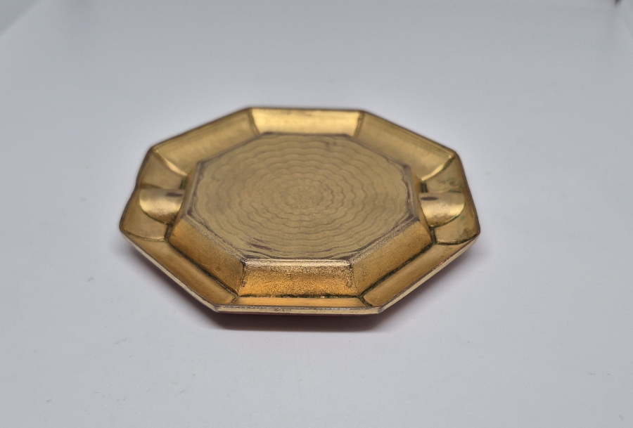 MİNE İŞÇİLİKLİ ANTİKA KÜLLÜK