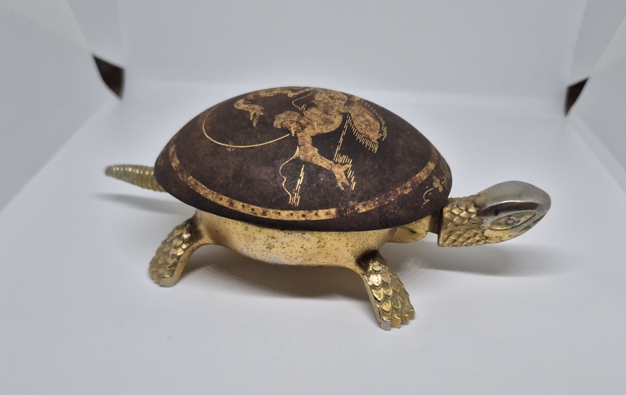 ALTIN KAPLAMA VE ALTIN ÇAKMA İŞÇİLİKLİ ANTİKA TOLEDO KAPLUMBAĞA FİGÜRÜ