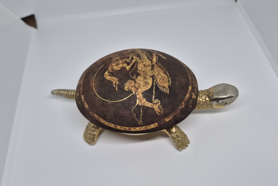 ALTIN KAPLAMA VE ALTIN ÇAKMA İŞÇİLİKLİ ANTİKA TOLEDO KAPLUMBAĞA FİGÜRÜ