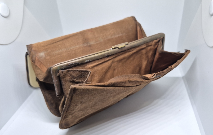 OSMANLI DÖNEMİ EL YAPIMI GALALİT APLİKLİ ANTİKA DERİ ÇANTA