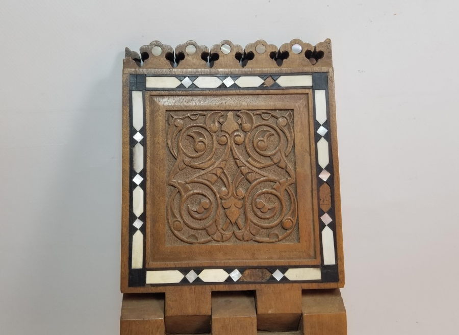 OSMANLI DÖNEMİ NADİR FİLDİŞİ APLİKLİ VE OYMA İŞÇİLİKLİ TEKKE İŞİ RAHLE