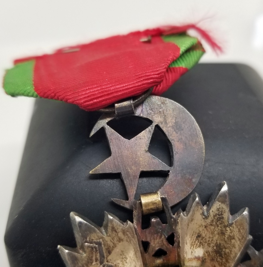 ORJİNAL ASKISI İLE 5. DERECE MECİDİ NİŞANI