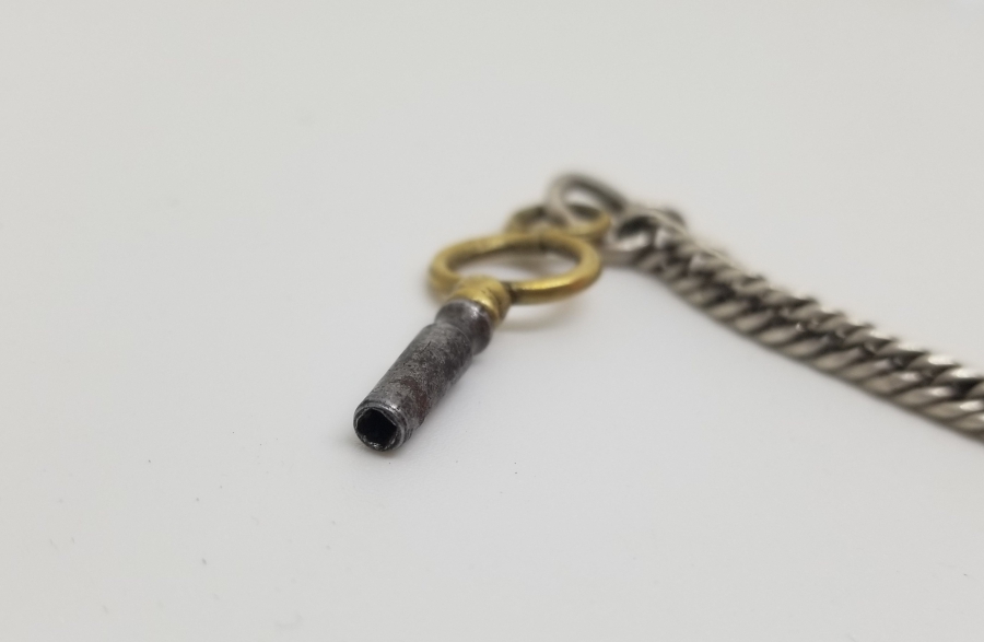 OSMANLI DÖNEMİ ORİJİNAL GÜMÜŞ İPEK ZİNCİRİYLE CEP SAATİ KURMA ANAHTARI