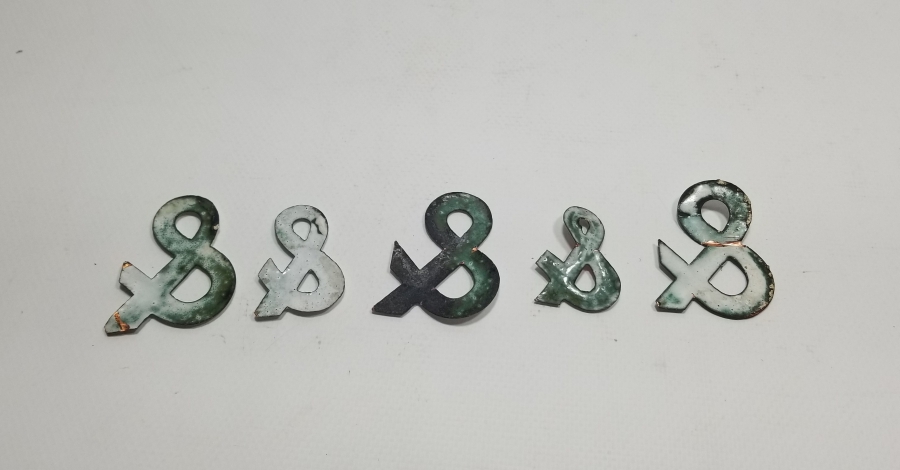 ÜZERİ MİNELİ OBJE LOTU