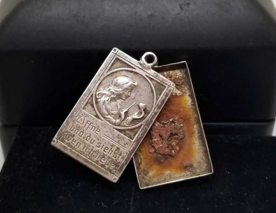 ANTİKA GÜMÜŞ ALMAN KOLYE FOTOĞRAFLIK