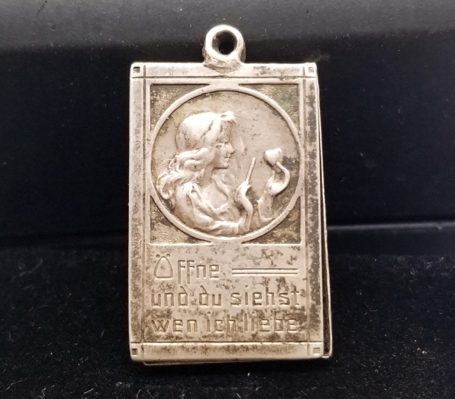 ANTİKA GÜMÜŞ ALMAN KOLYE FOTOĞRAFLIK