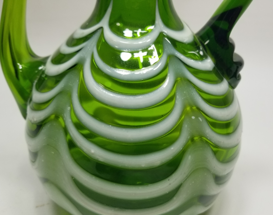 ÇEŞMİ BÜLBÜL FORMDA KOPARMA İŞÇİLİKLİ ANTİKA SÜRAHİ